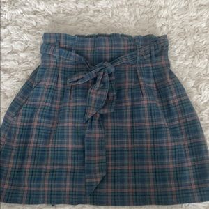 AE skirt